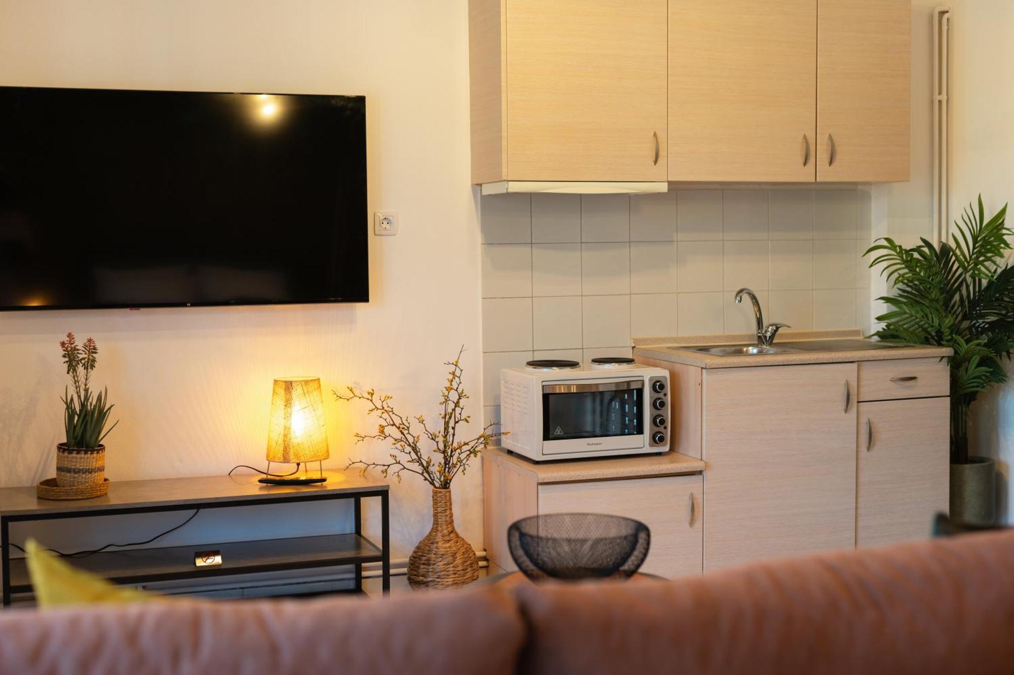 Gardens Of Babylon By Heaven's Hall Luxury Apartment